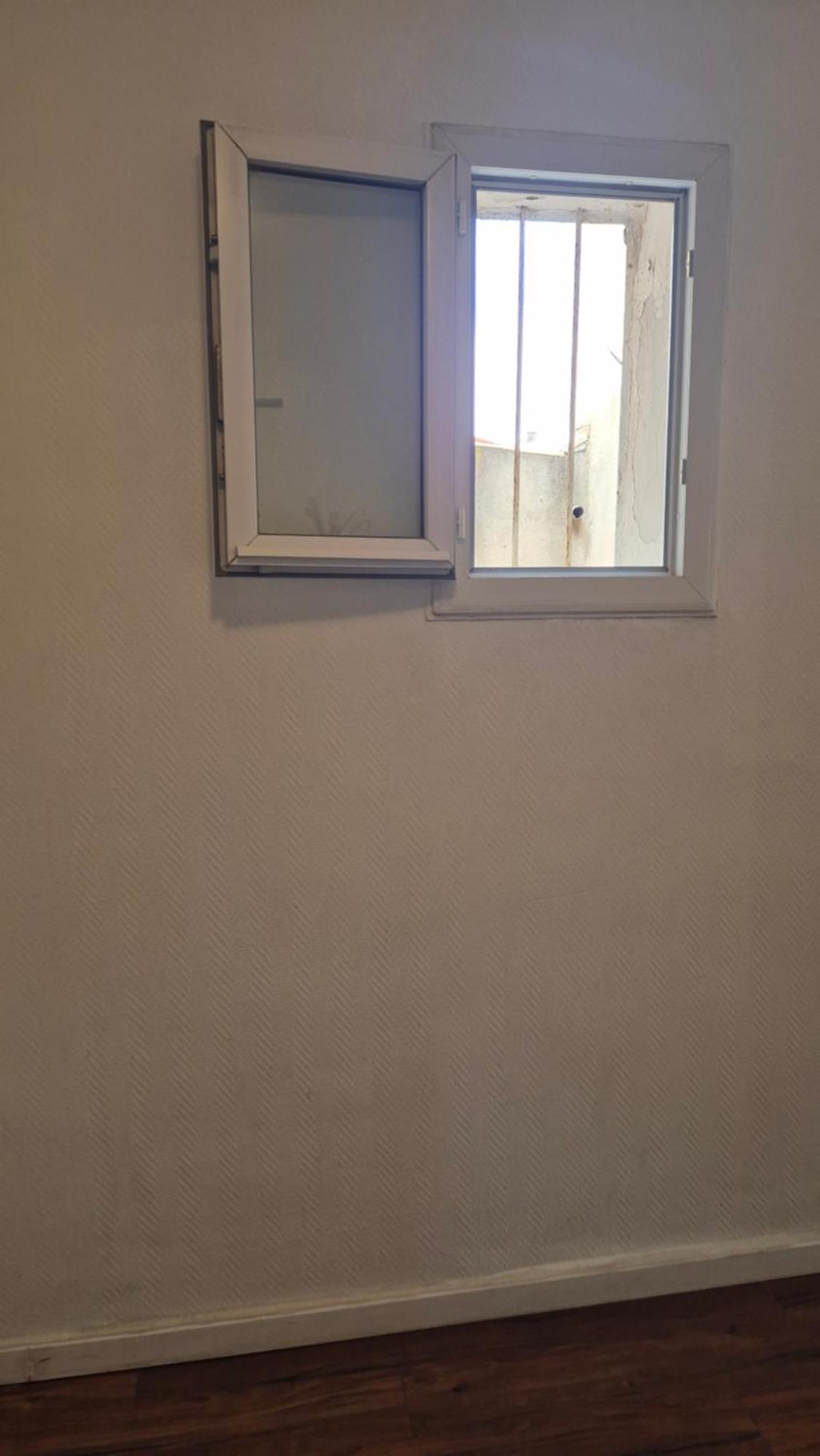 Au Coeur Du Panier Avec Terrasse 2 A 4 Personnes Climatisation Apartment Marseille Bagian luar foto