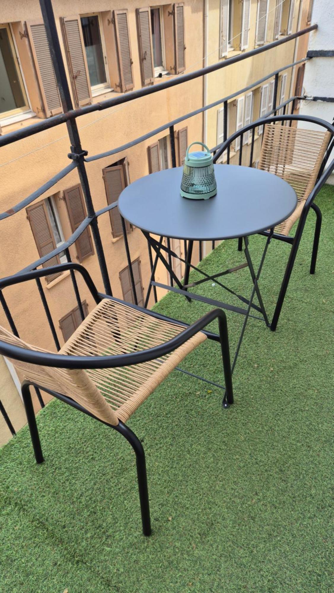 Au Coeur Du Panier Avec Terrasse 2 A 4 Personnes Climatisation Apartment Marseille Bagian luar foto